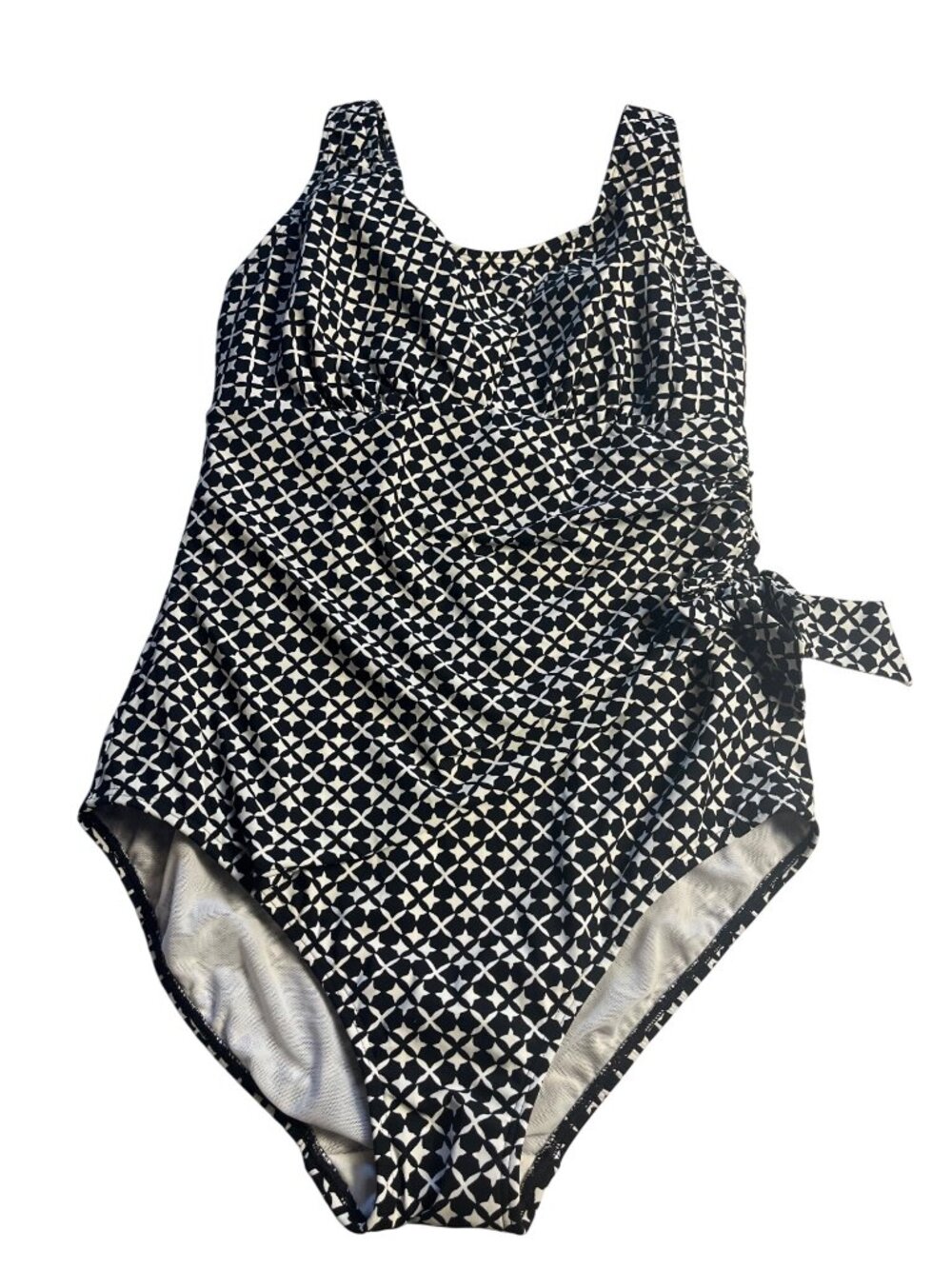 L.L. Bean Womens 8 One-Piece Swimsuit Geometric Black & White Pattern rushing